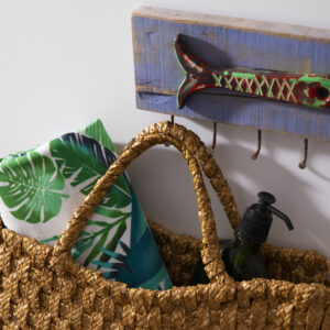 Bolsa de palha trançada em tom natural